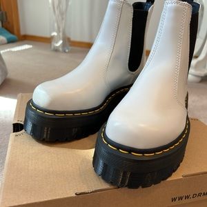 BNIB Women’s Dr. Martens